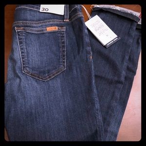 Joe’s Jeans The Markie Skinny Crop NWT Size 30